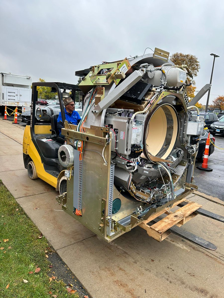 RadOncSystems's tweet photo. Happy HTM Week! We want to thank all of our engineers and technicians who are essential in increasing access to life-saving medical equipment worldwide. #HTMWeek #HealthcareTechnologyManagement #MedicalTechnology https://t.co/JOtz1hQlon