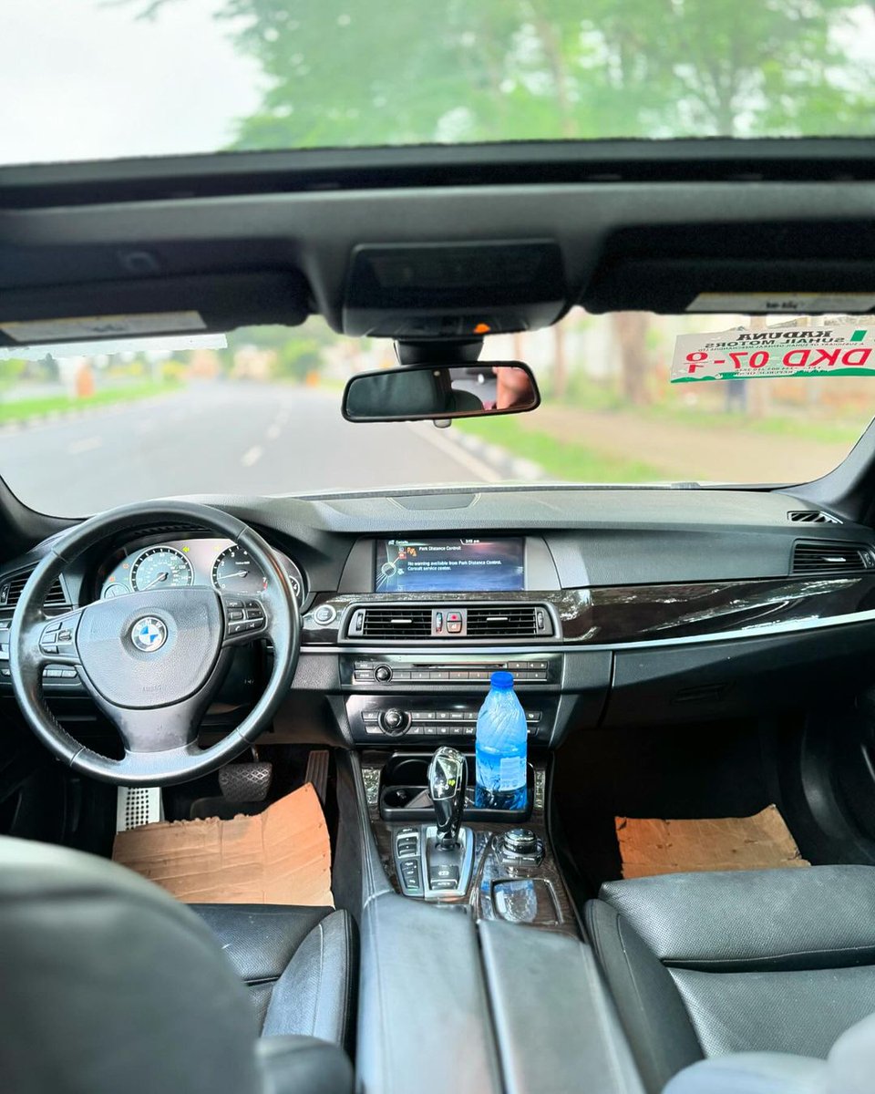 V8 - ELECTRIFYING POWER🔥 Foreign used BMW 550i 2013 model V8 engine +360camera with original custom duty going for just 18.5M 
Dm/call: 07062310231