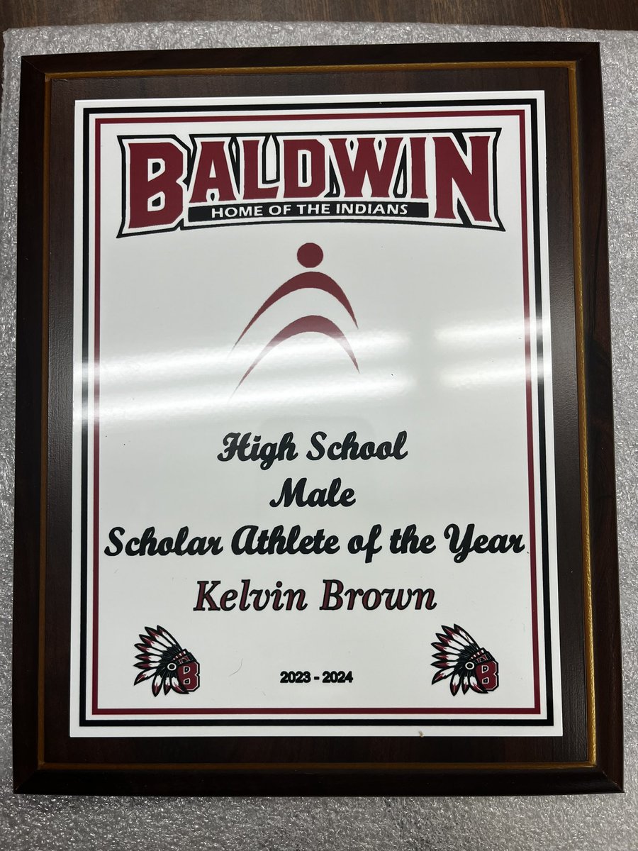 Blessed to be named Male Scholar Athlete of the year💯 @bmsh_athletics @indianbaldwinfb @CoachVelvet @GavinScrews