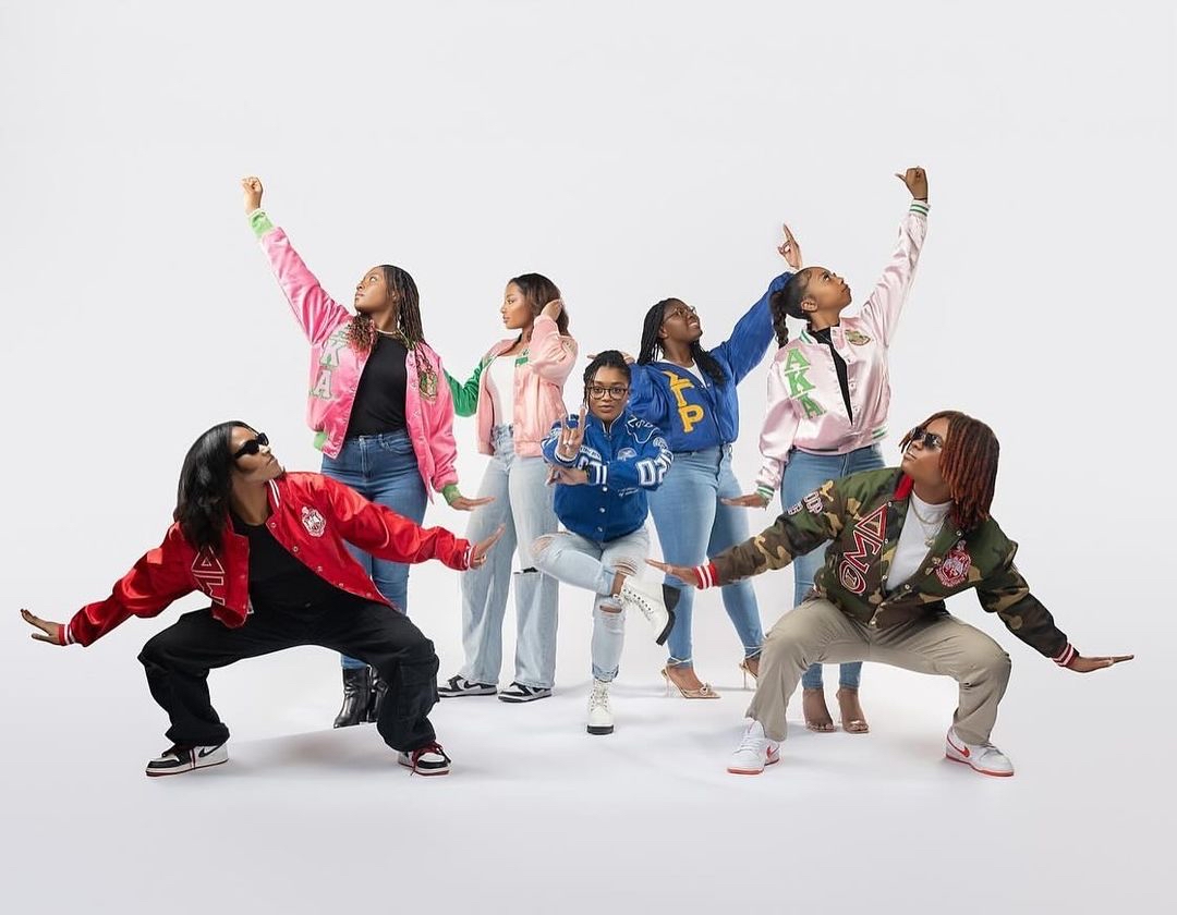 HBCUBuzz's tweet image. Don’t play with them 😜 NPHC at Saint Louis University slayed this photos‼️ What y’all think?!!

#HBCUBUZZ #SaintLouisUniversity #NPHC #NPHCGreeks