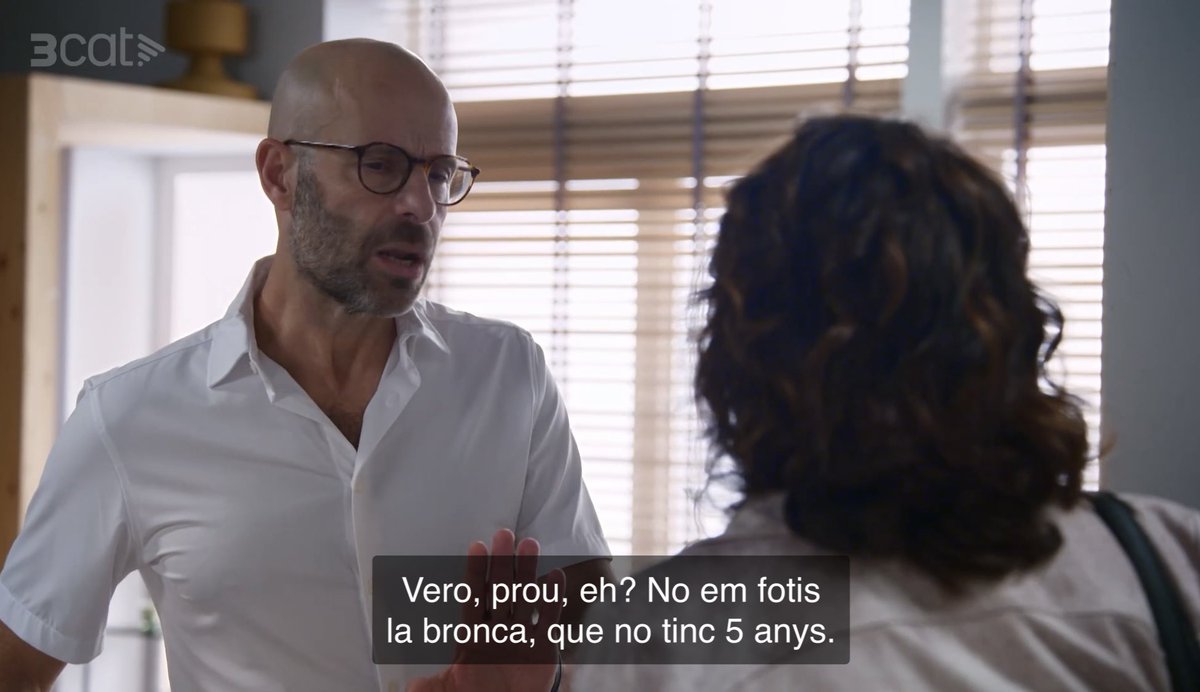 kissmeat6's tweet photo. T7xC171: Necessito veure la Marta batallant a l’AMPA. La cara de l’Aitor és impagable. 😂 | El joc de les promeses. 🥰 | Miquel para de fer el burro i llença’t. 🥲 | Acabarà amb la Vero? Seria fantàstic. 🤭 | Mare meva! Quin final! 🥰 #ComSiFosAhir3Cat #CSFATV3 https://t.co/mIZQJiEzMc