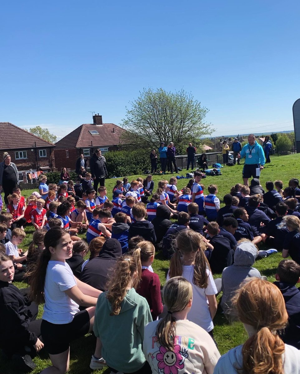 🌟 @birleyacademy recently hosted a fantastic orienteering event attended by over 200 pupils across the local area. Year 9 Sports Leaders showed great leadership. Proud of everyone involved. 🗺️✨ Read more: leadacademytrust.co.uk/news/orienteer…