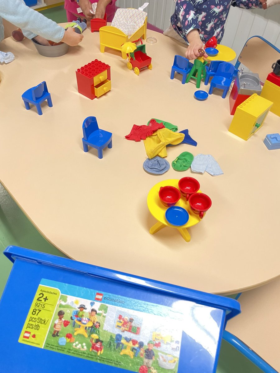 Emmanuelle tweet media