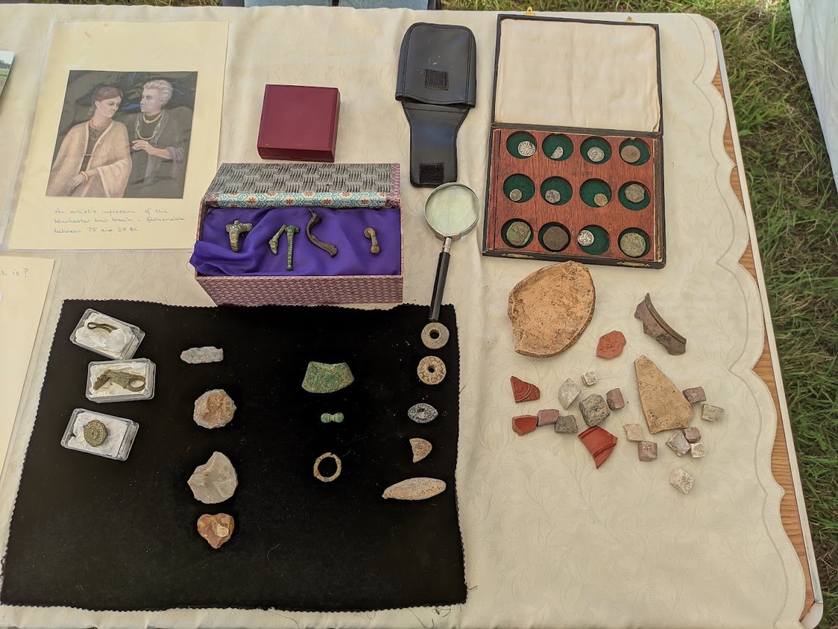 JOB ALERT🚨
Fancy working alongside me, @AndyAgate &amp; our FLA Caroline? 
Applications now open for our 9 month (fulltime) Art Scholars <a href="/findsorguk/">Portable Antiquities & Treasure</a> internship! 
Training, finds recording, &amp; project-based work at our <a href="/DurhamCouncil/">Durham County Council</a>  &amp; <a href="/GNM_Hancock/">Great North Museum: Hancock</a> offices 
northeastjobs.org.uk/default.aspx?p…