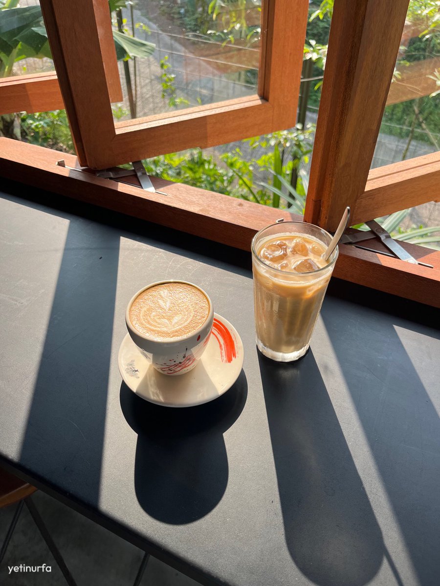 yetinurfaa's tweet photo. sukaaa banget ke cafe ini, bener-bener nyaman banget disini &amp; kalo ke Bandung harus kesini lagi sih🥹🍃 https://t.co/BBVFoTbQbv
