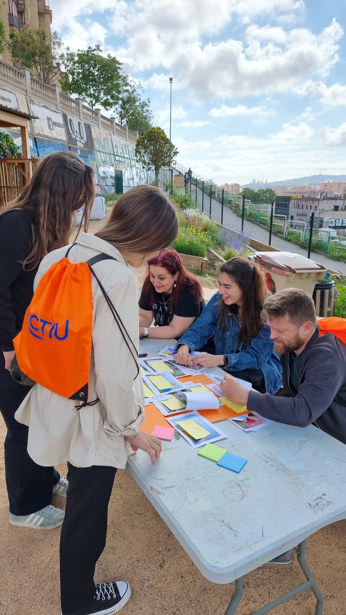 mesactiu's tweet photo. 1era Sesión CoP +ACTIU! Trabajo en equipo por un L'Hospitalet donde todas las personas puedan realizar actividad física en el entorno urbano 💪 No te pierdas la siguiente sesión con @healthycitiesAP 🌱 el próximo 7 de junio ➡️ https://t.co/LGGdSA7xTC https://t.co/obORjOOkbW