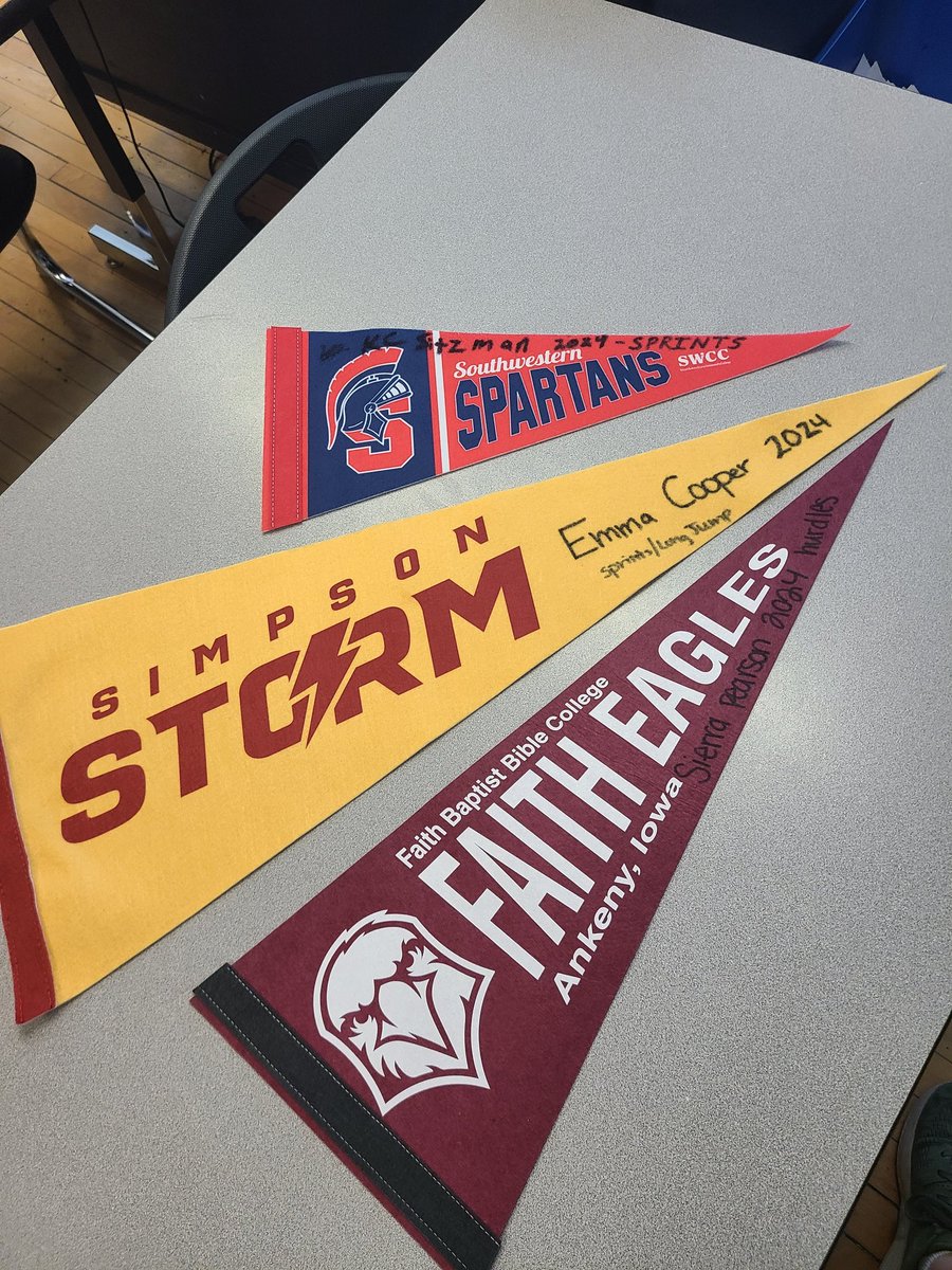CoachHults's tweet photo. So proud of these 3 seniors who will continue their track and field careers at the collegiate level next year! KC Sitzman- SWCC, Emma Cooper-Simson, and Sierra Pearson-Faith Baptist!  I know you will each be amazing additions to these programs!  #RunWiththePack #Twolvesterritory https://t.co/tbMcwIFxon