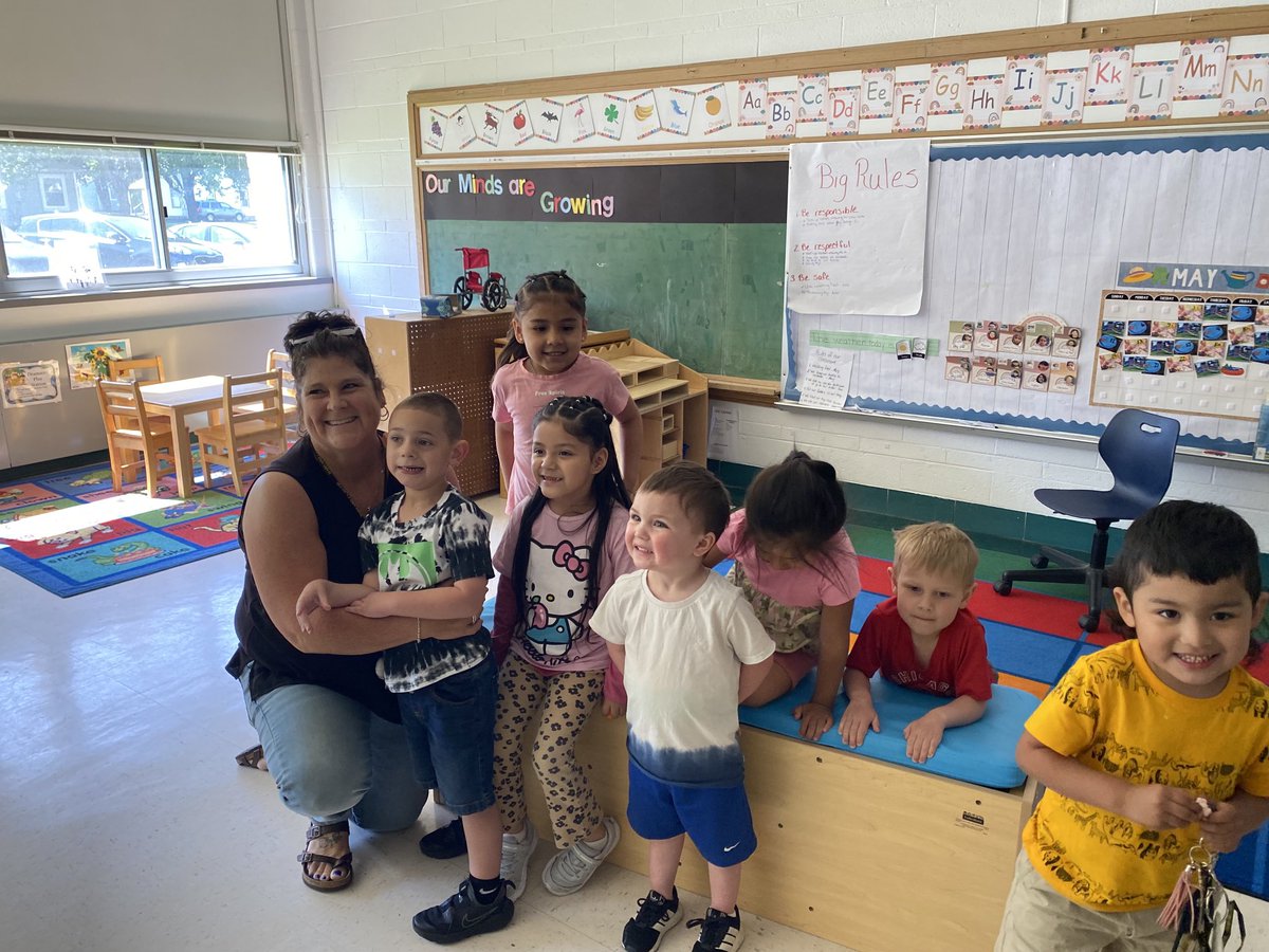 Ms Whitney is so deserving of her BHAG award! Keep up that deliriously happy attitude! #TheWashingtonWay #HarvardRising