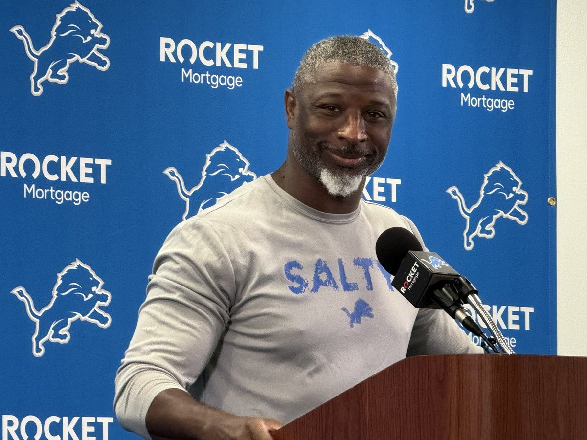 Aaron Glenn on the revamped cornerback room: the new guys excel in man coverage and fit who the Lions want to be. “Its smothering. Thats who I am as a coach. I want to smother the offense.”