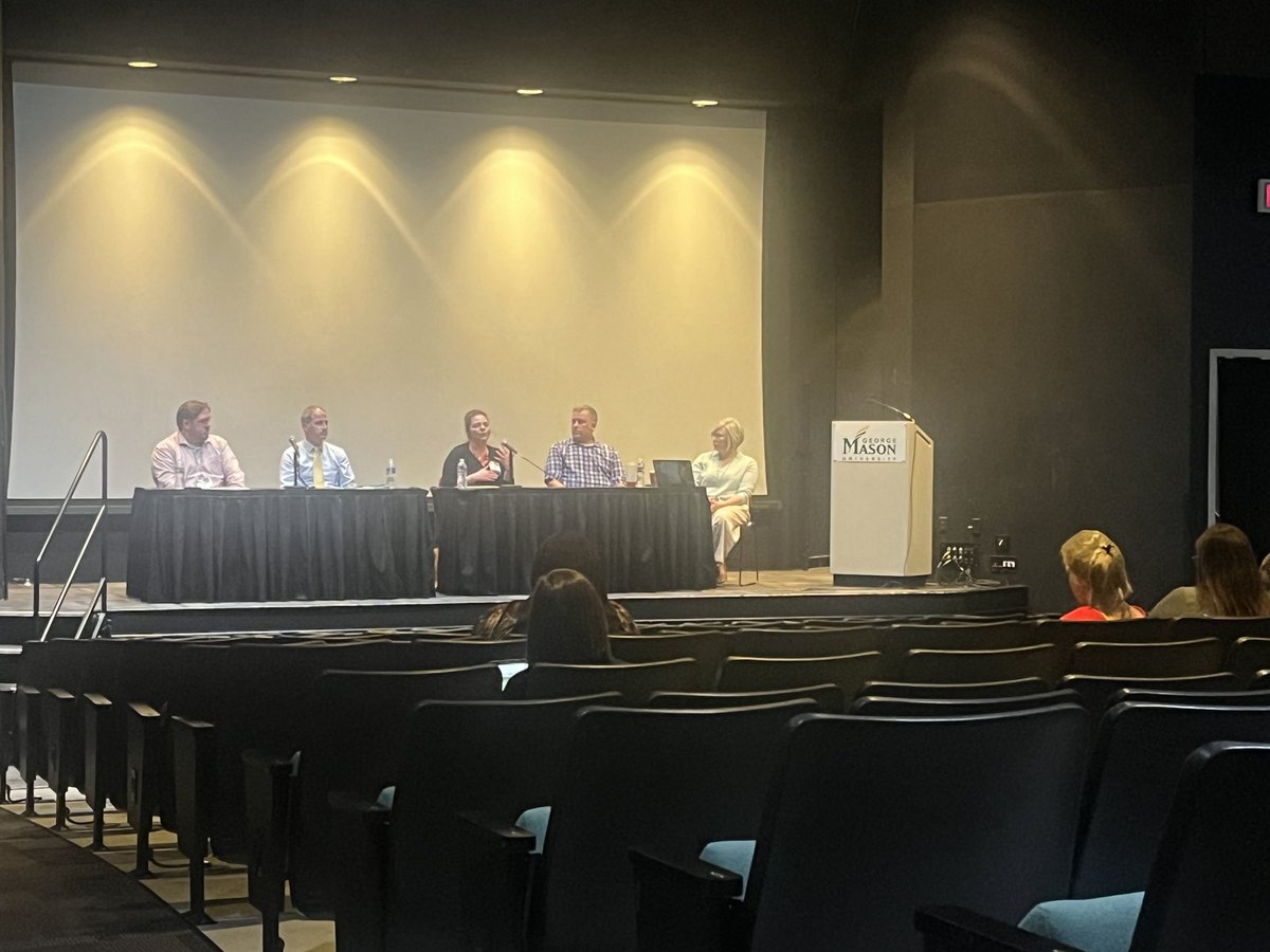 DM_UrFuturePrez's tweet photo. Appreciated the shared insights and learned lessons from @GeorgeMasonU Faculty & Staff panel about the future of AI in Higher Education at today’s #ULSymposium
@masonulife #MasonULife @MasonHousing #ProDevo #StudentSuccess #BestPracticesHappenHere #MasonNation 💛💚 https://t.co/yJu8Iafjhf