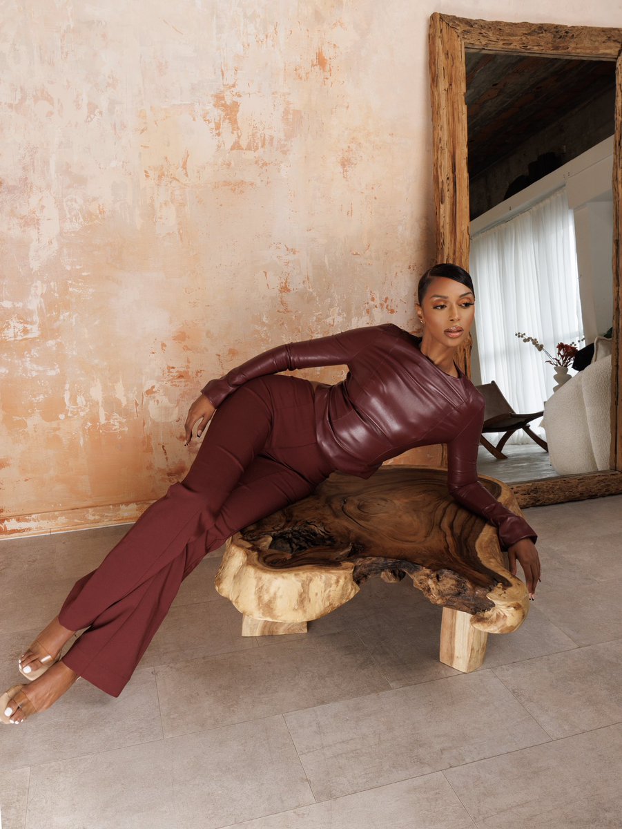 C A L 🇿🇼 tweet media