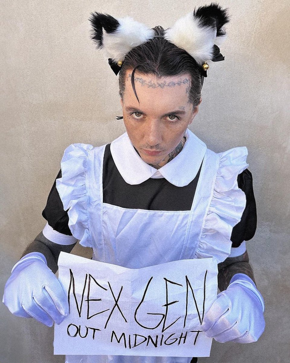 Nex gen : **futuristic ass emo album** 

The frontman of bmth : 

#BMTH #NexGen