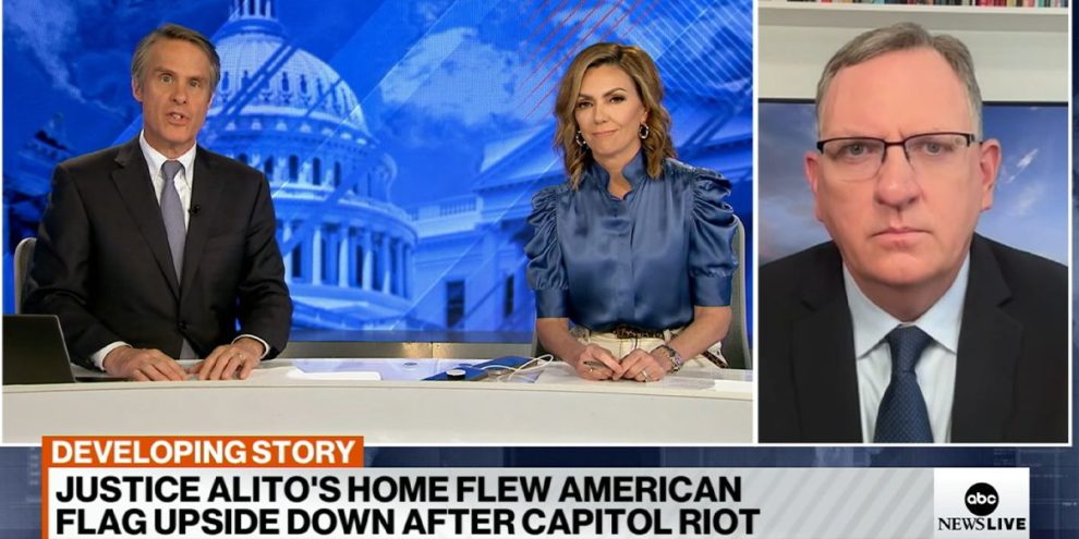 Hofstra Law Prof. @jamesjsample Discusses Upside-Down American Flag at Justice Alito’s Home via @ABC. Watch the interview: go.shr.lc/4axeezC #HofstraExperts #SCOTUS