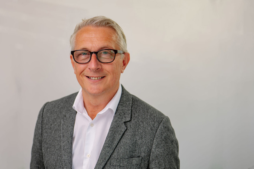 Paper manufacturer, James Cropper has announced Dr. David Hodgson as chief technology officer of its Technical Fibre Products (TFP) division. Read more at: printmonthly.co.uk/News/People/11…