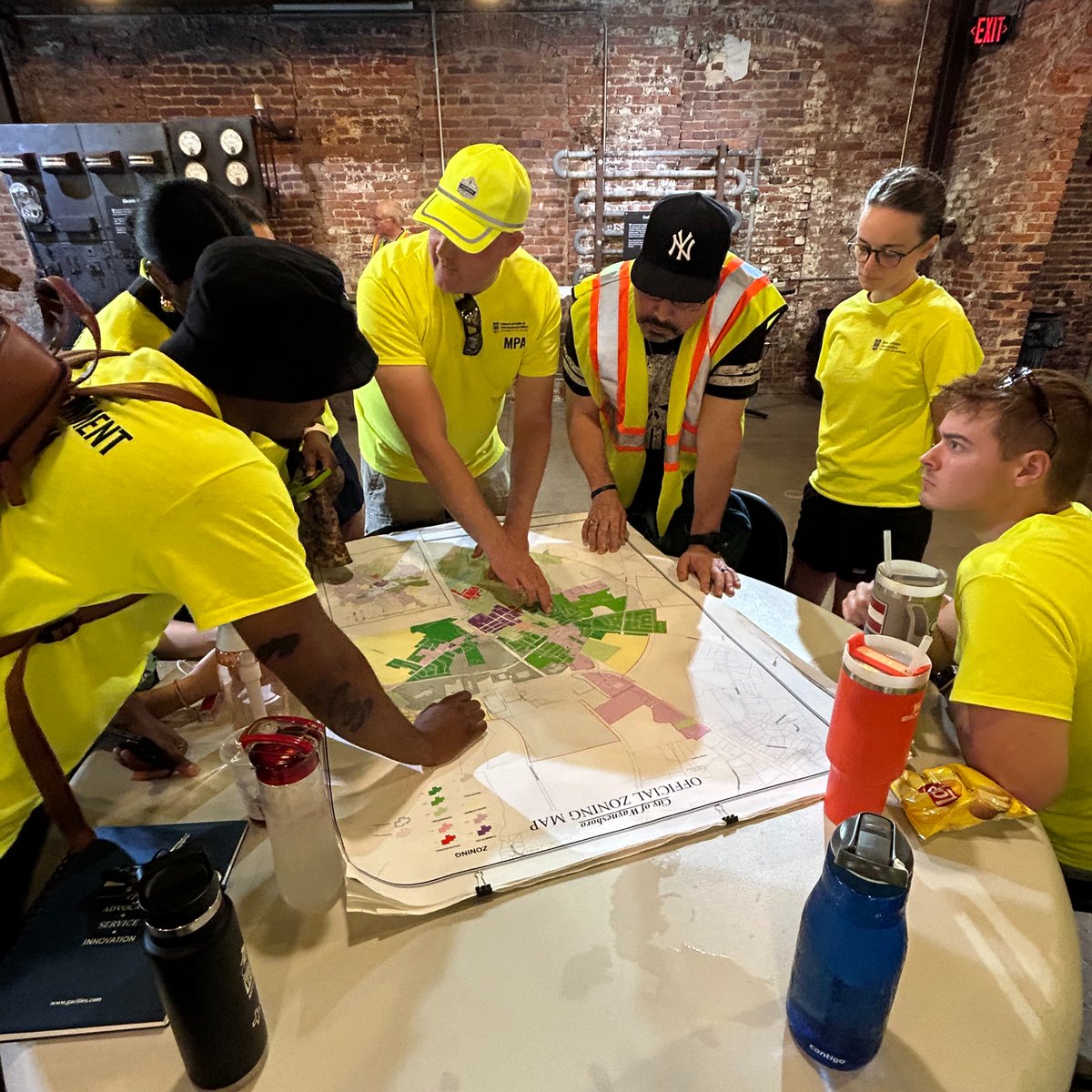 ugapadp's tweet image. Our MPA students were out getting hands-on experience in the community of Waynesboro, GA this week. They entered data on over 2,200 parcels of property for a housing assessment project in Local Government Practicum!
#CommitTo #PublicService
#UGASPIA