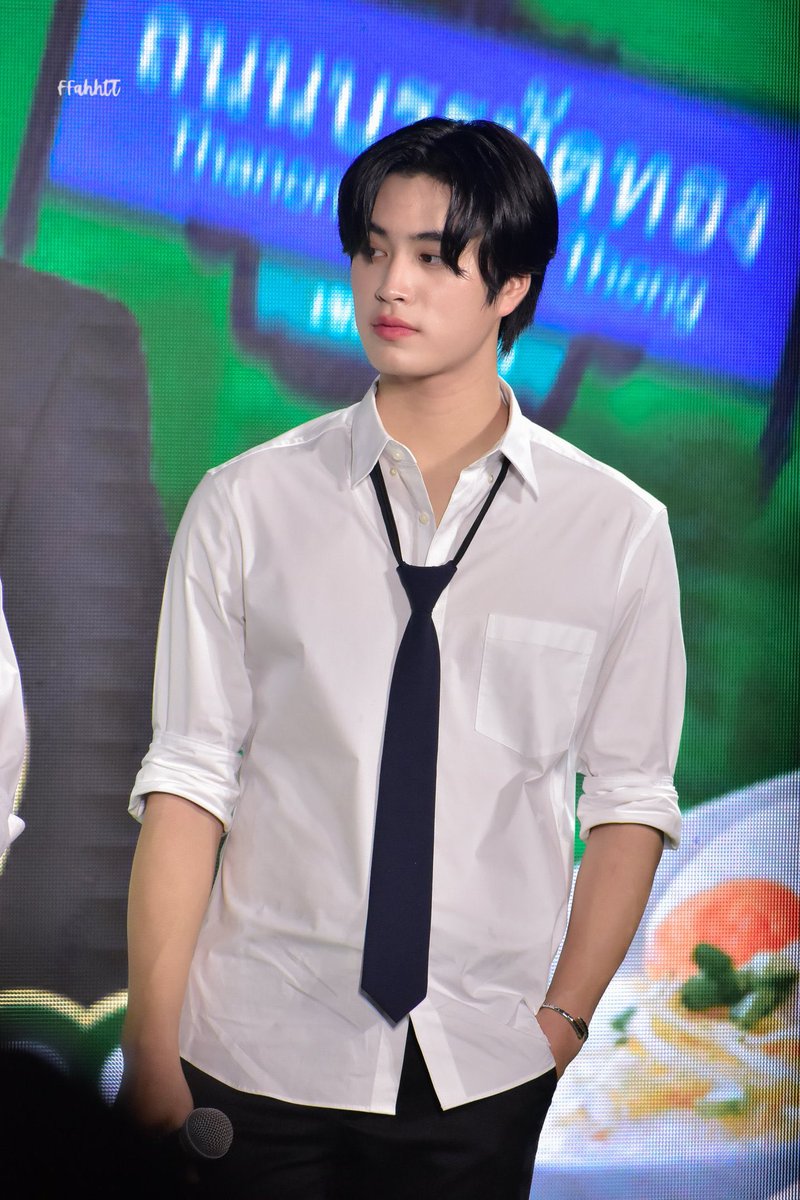 nox2perrr's tweet photo. (ไม่เล่นค่ะ ขอคนชินจัง) https://t.co/WWBFF1F6Cx