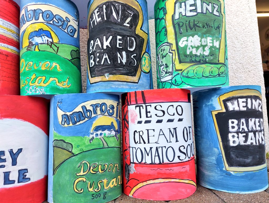 Year 4 pupils at @CCJacademy have been hard at work this week, channelling their inner Warhol! We are so pleased with the way their giant cornershop came together. We can't wait to display their work in the LEO Arts Festival Exhibition this summer. #WeAreLEO @accessart