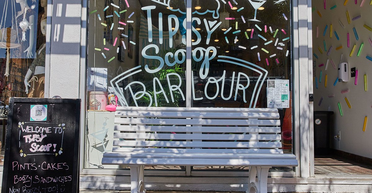 Get your whisky kicks at these ice cream parlors that serve spiked flavors shorturl.at/GM8Ud <a href="/TipsyScoop/">Tipsy Scoop</a> <a href="/thebuzzedbull/">Buzzed Bull Creamery</a>