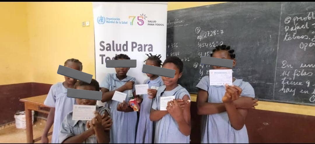 GuineaSalud's tweet photo. 🗓La vacuna contra el #VPH dota de inmunidad y es además una poderosa herramienta para la prevencion del cáncer de cuello cervicouterino. Por tal motivo se comenzó la vacunación a niñas de 9 a 13 años en el DS de #Baney
"La Prevención está en sus manos, Vacúnela ya". https://t.co/T2kOrFYcVg