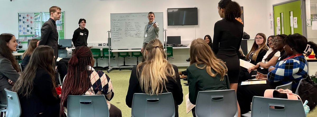 CDSsixthform's tweet image. Fantastic day&apos;s oracy training from
@talkthetalkUK
with our
@DanesEdTrust
new senior students from the Year 12s of
@croxleydanes
@OnslowStAudreys
@ChancellorsSch
@SCDSchool 
@johnwarnersch
@esa_learning
- well done all - this group are going to be awesome student leaders! 👏 👏👏