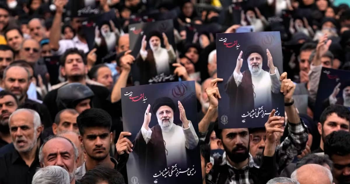 @fiu_sipa Associate Professor of @PIR_FIU Eric Lob explains Iran's political process in choosing a supreme leader in @ConversationUS. Read more: ow.ly/sYIY50RSsUR