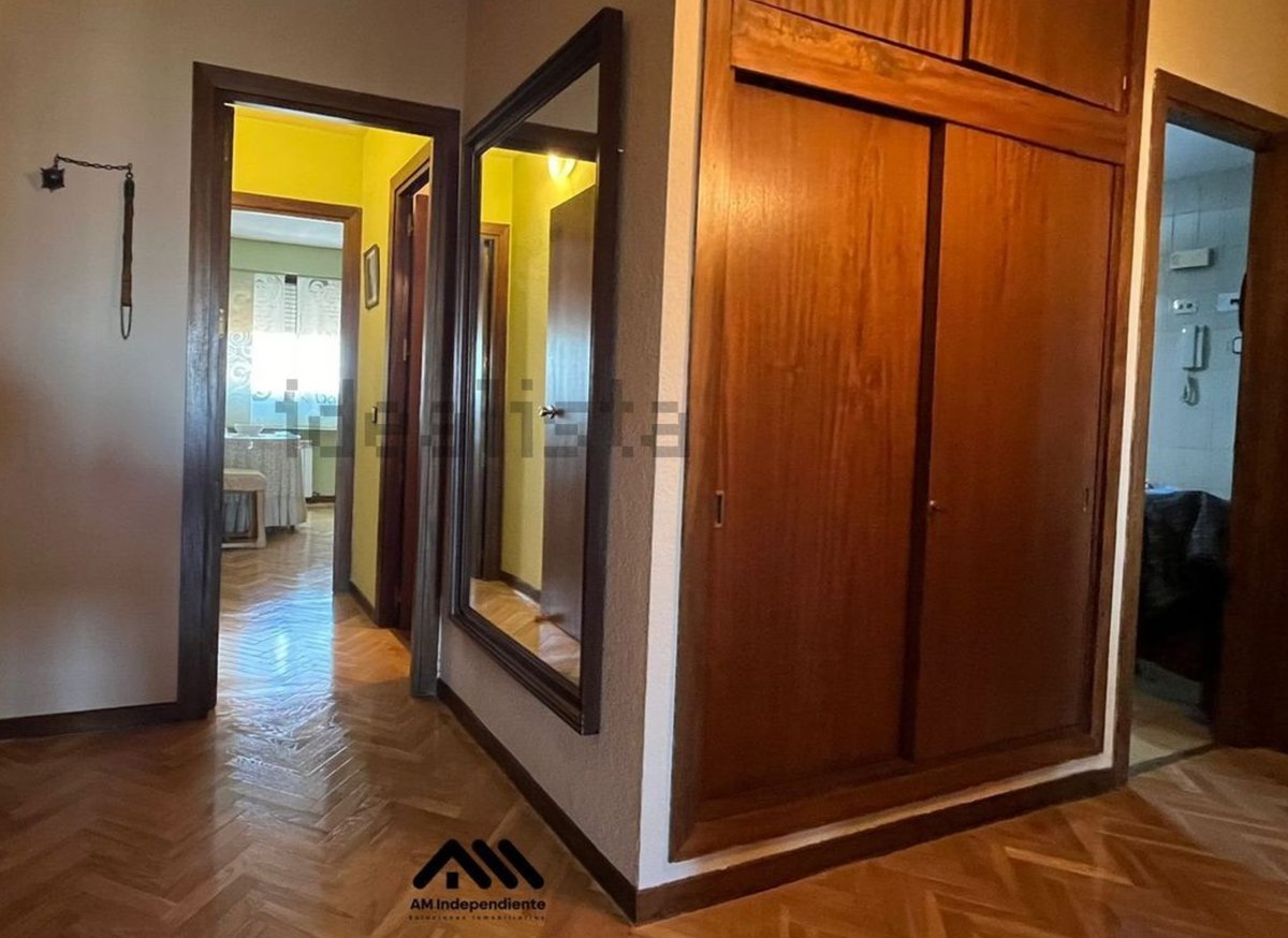 Un día cualquiera buscando piso en Madrid mientras aprovecho para seguir refinando mis gustos sobre interiorismo ⚔️