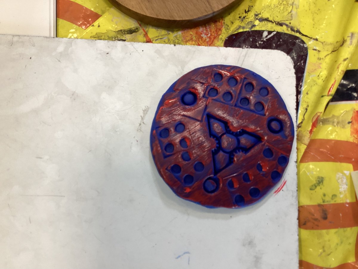 KatieManoy tweet media