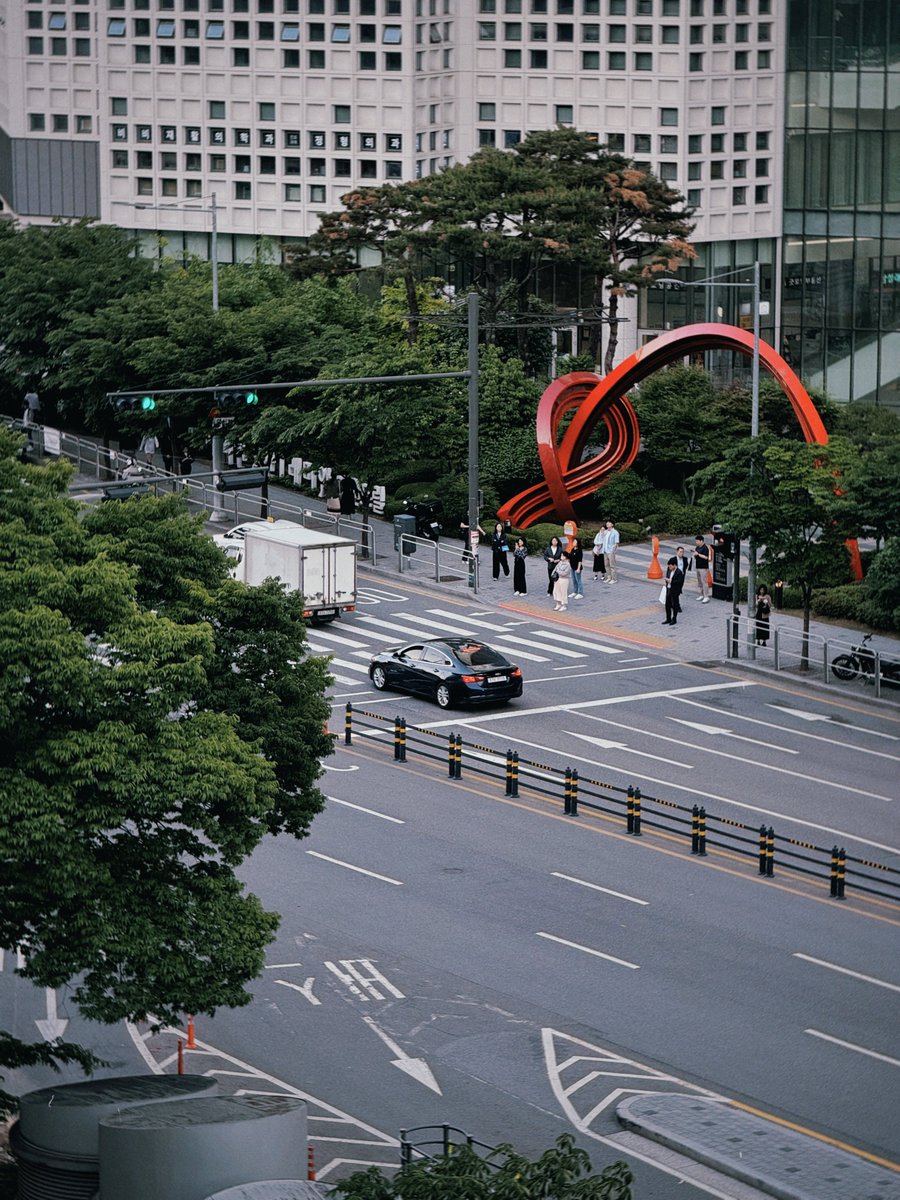 iPhone 15 Pro Max + แอป Dazz Cam
คือสร้างเรื่องอีกละ 🏞️

— กล้อง S 67 ฟิลเตอร์ ตัวที่ 2 (สีเขียวๆ)