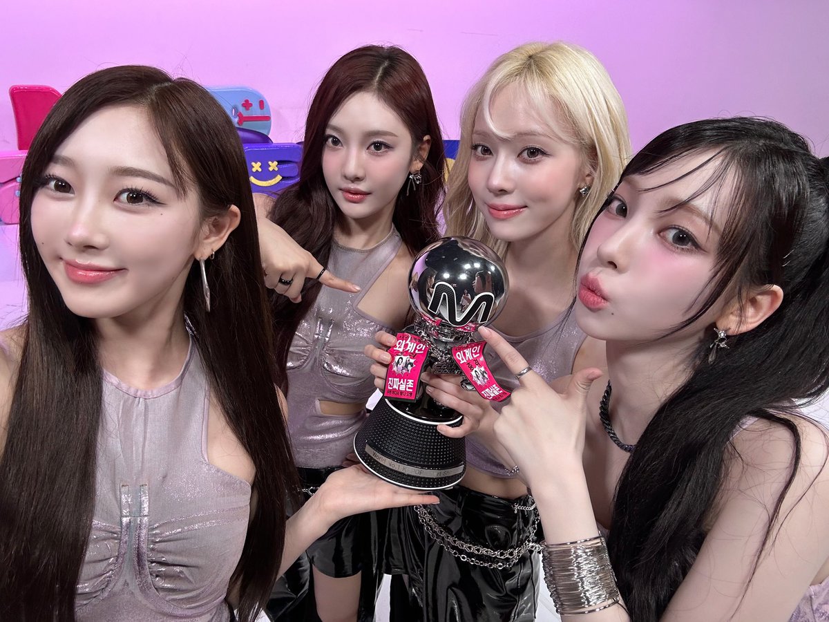 (((엠카 1등 에스파))) 진짜 실존
우린 광야서 왔다 오앵~👽

#aespa #æspa #에스파
#Armageddon #aespaArmageddon
#Supernova #aespaSupernova
#엠카운트다운 #Supernova1stWin