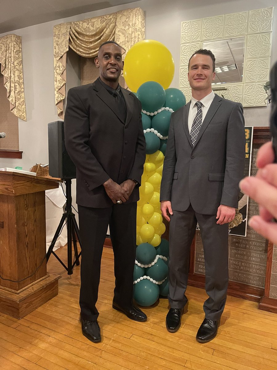 Coach_Marv34's tweet photo. Thank you to All Saints Academy for the invite to share a little of my story and pass on some “Keys to the game” with your 2023-24’ student-athletes‼️ 
#Havefaith #Workhard #Belieneinyourself #Beboldbedifferent #Dontbeafool https://t.co/qiIyAKAvoU