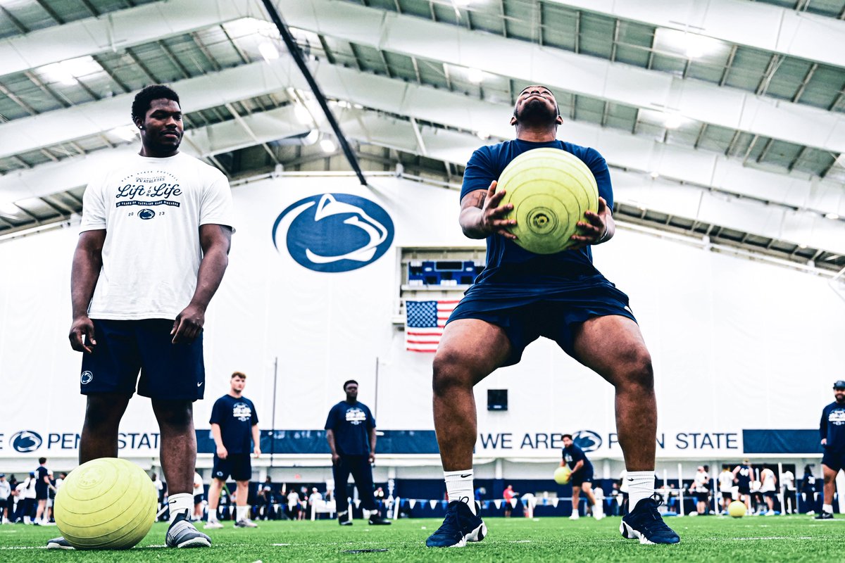 Penn State Football (@pennstatefball) on Twitter photo Nittany Nation, mark your calendars for our 2024 Lift for Life event 💪
🗓️ Thursday, June 13
🕞 Doors 3:30 PM
📍Holuba Hall
🔗 bit.ly/2024-PSU-Liftf…
#WeAre | <a href="/5thQuarter_PSU/">Penn State Football Fifth Quarter</a> Nittany Nation, mark your calendars for our 2024 Lift for Life event 💪
🗓️ Thursday, June 13
🕞 Doors 3:30 PM
📍Holuba Hall
🔗 bit.ly/2024-PSU-Liftf…
#WeAre | <a href="/5thQuarter_PSU/">Penn State Football Fifth Quarter</a>