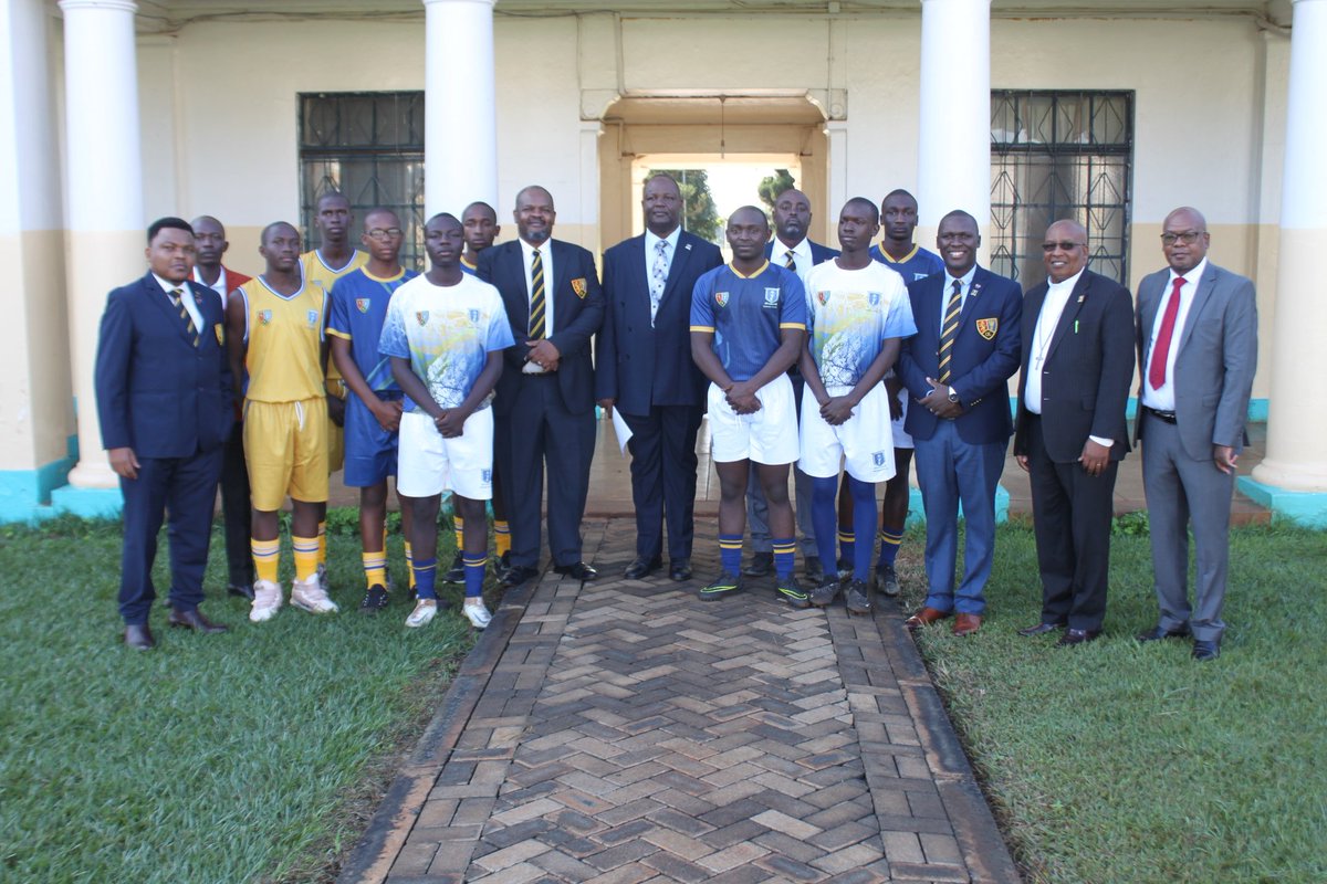 OldCambrian's tweet photo. The OCS has successfully handed over sports kits to four teams at Nairobi School: football, hockey, basketball, and rugby. This initiative was made possible through a successful member-supported funds drive, resulting in the purchase of complete sets of kits for these teams. https://t.co/nCeZKghG0f