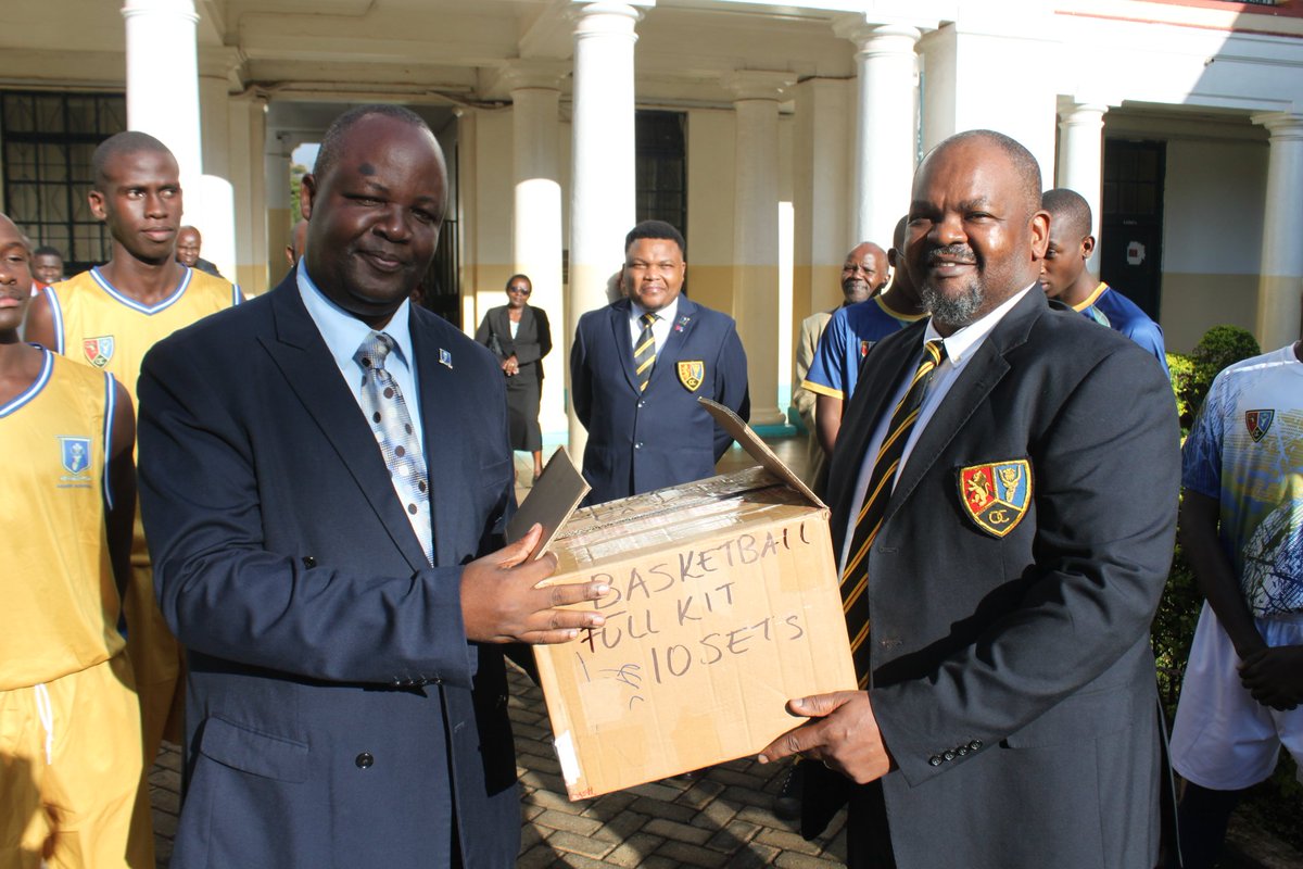 OldCambrian's tweet photo. The OCS has successfully handed over sports kits to four teams at Nairobi School: football, hockey, basketball, and rugby. This initiative was made possible through a successful member-supported funds drive, resulting in the purchase of complete sets of kits for these teams. https://t.co/nCeZKghG0f