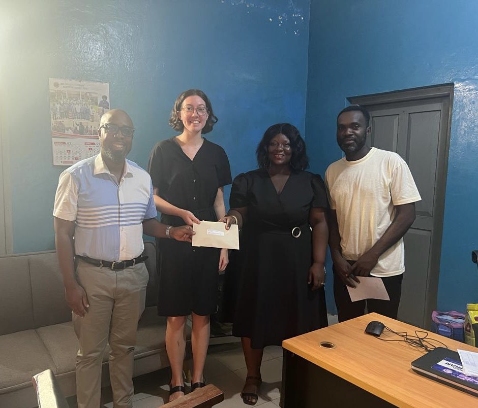 CanHCGhana's tweet photo. Little gestures make great difference!

Happy to donate contributions from members of team #CanadaInGhana to the Girls' Correctional Centre in Osu. Funds will be used to refurbish furniture &amp; maintain the Centre's catering lab in preparation for their practical exams next month. https://t.co/Xj38iwmQLB