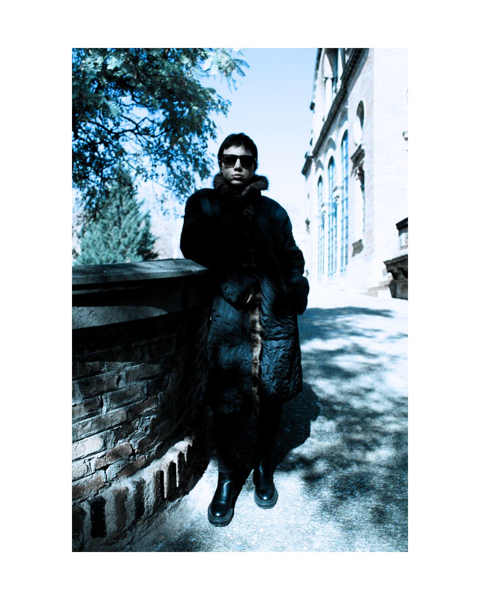 A VECES QUISIERA MORIR

#darkelectro #EBM #synthpop #twomutants #darkglasselectronics #dark #ebm #coldwave #minimalwave #undergroundmusic #musica #electronica #synth #electronica #electronic #TWOMUTANTS #electronicdancemusic #darkelectro #dark #darkpop #synthwave #darkelectro