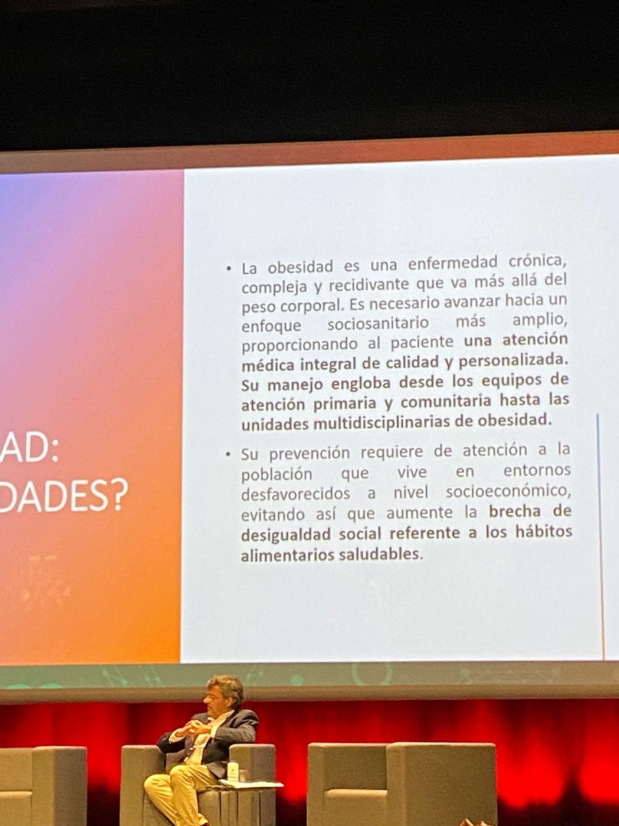 SEAPECredes's tweet photo. Asistimos a la ponencia de Julio Zarco, presidente de @fundacionhumans en las #JNSXXIII, en la que nos habla, con una visión crítica, sobre la Situación del Humanismo sociosanitario en la atención a la Cronicidad.
#seapec https://t.co/HHwHaTif9R