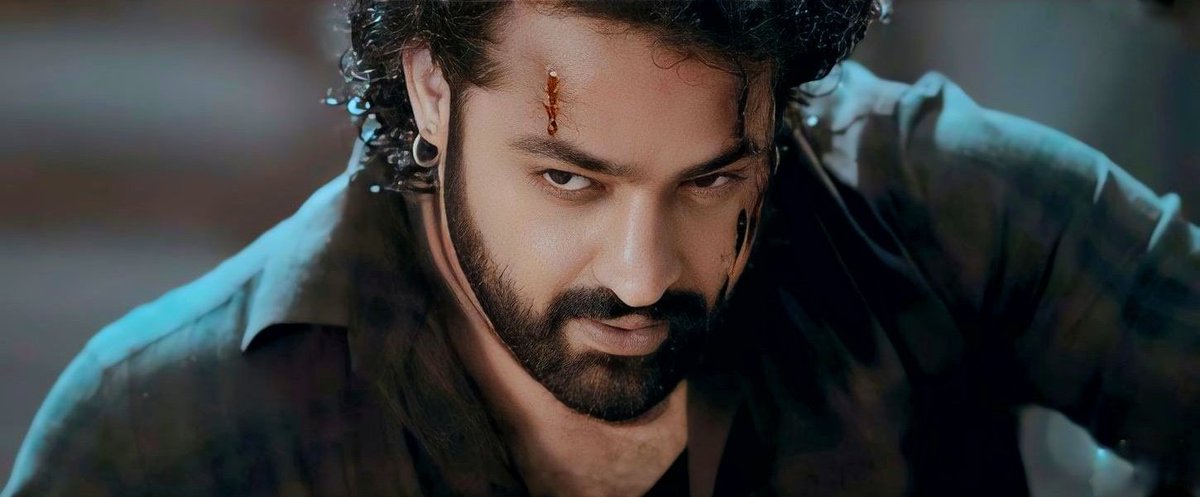NTR998's tweet photo. @RockstarAniFC @anirudhofficial #Fear_Song >> https://t.co/CkVeGryGaD