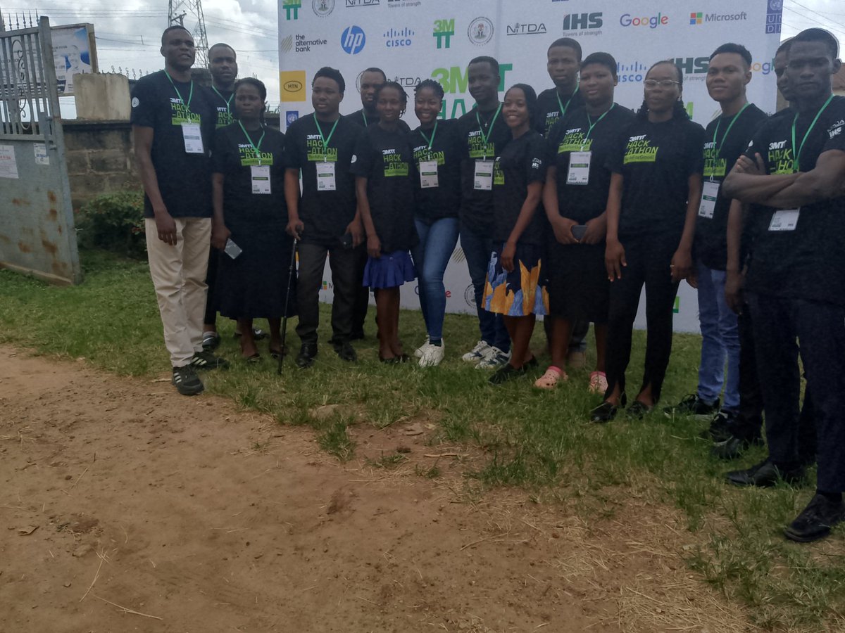 AjayiOlayi14488's tweet photo. Yes oooo,God made it happened, my team came 3rd in Ondo State TechForGood Hackathon,
 Big congratulations to my team members,
Thank you @CyberOceans_CIT (my training provider)
 Thank you @bosuntijani 
Thank you @officialABAT 
Thank you everyone,
God bless Nigeria https://t.co/fa6dxVznZ7