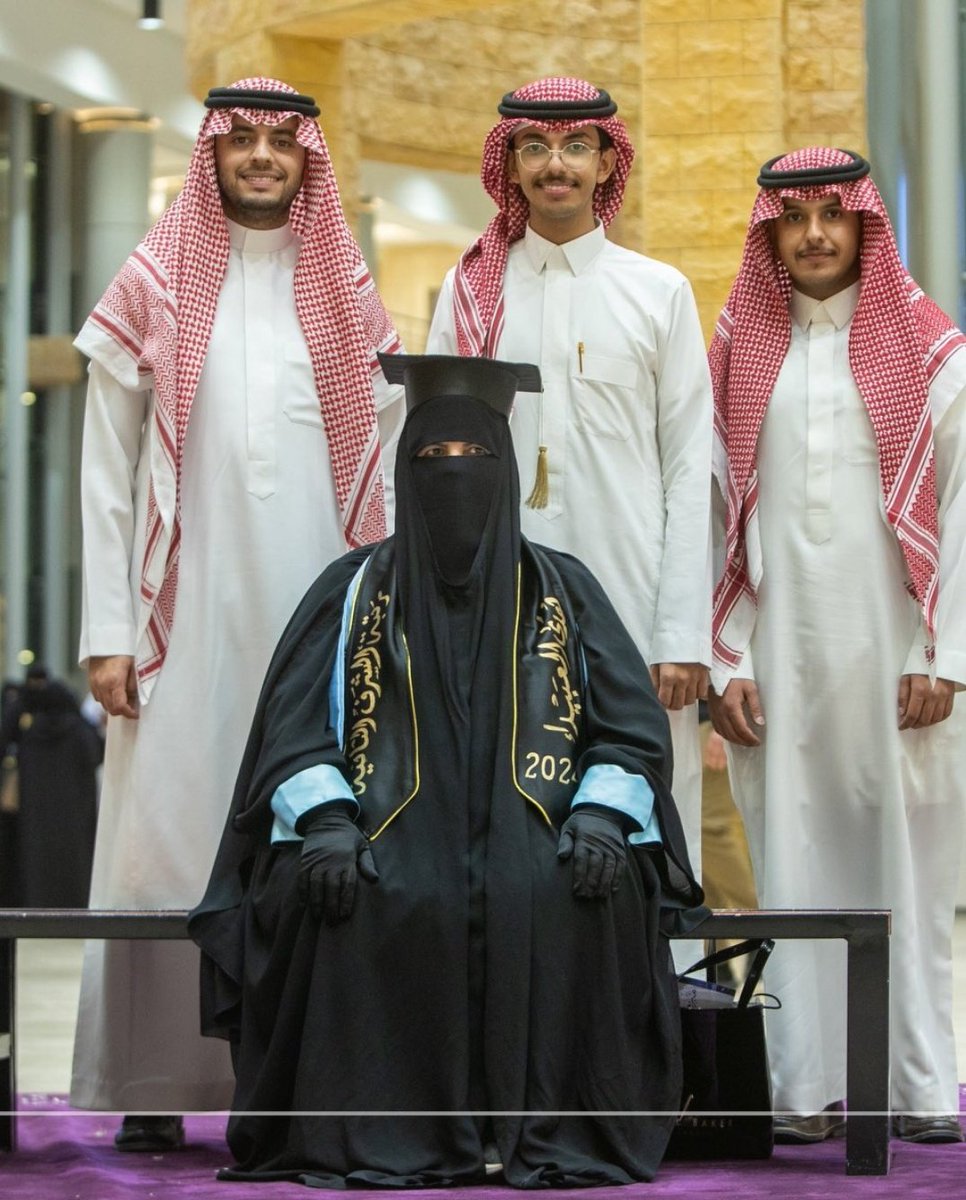 أول سعوديـ/ـة | First🥇Saudi tweet media