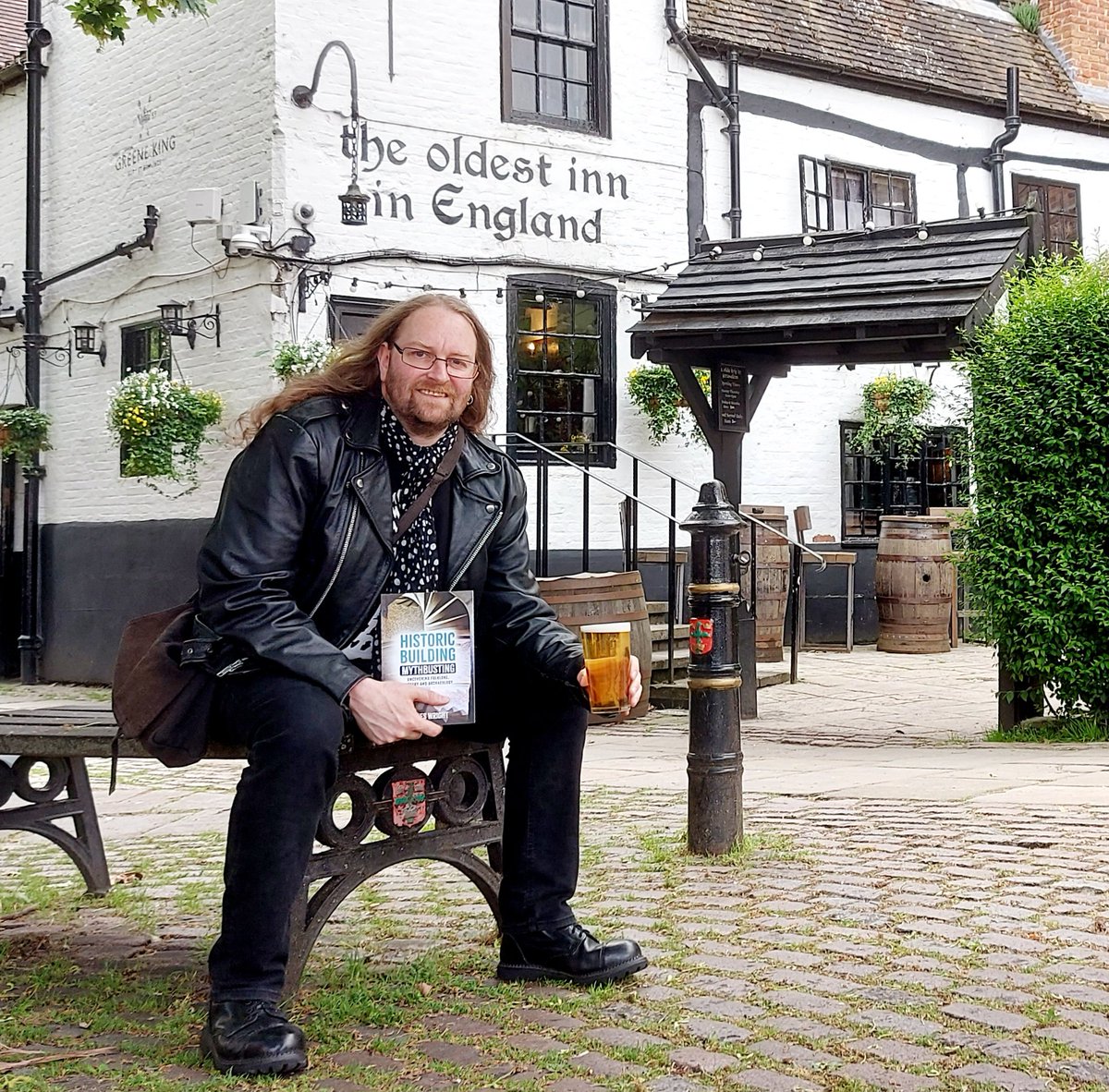 jpwarchaeology's tweet photo. ...but is the Trip to Jerusalem *really* the oldest inn in England though? Find out in two weeks when Historic Building Mythbusting is released by @TheHistoryPress 

Available to pre-order:
https://t.co/7wLZUEfncz

Come to the book launch:
https://t.co/01rPbq4vij https://t.co/W7LwgFDkdu