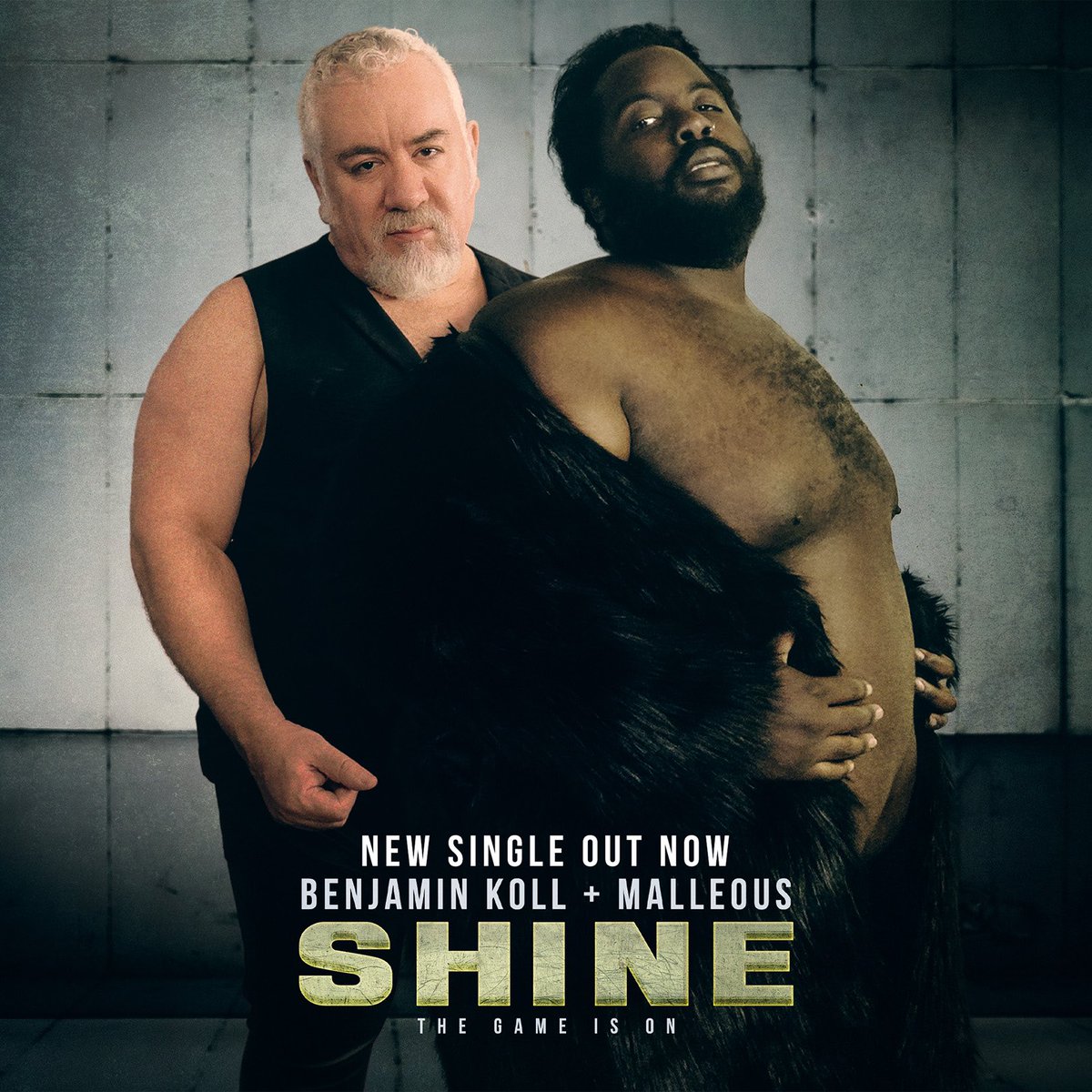 BenjaminKoll's tweet photo. I'm super excited to present this rework of "Shine" in collaboration with @iammalleous 🐼🐻
A super smooth and sexy new version that gives new meaning to the word foreplay 🥰
Download & streaming https://t.co/iE4VnmyTob
The game is on! ❤️

#newsinglealert #newmusic #gaybearartist #indieartist #gaybear #randb #soul #spotifyartist