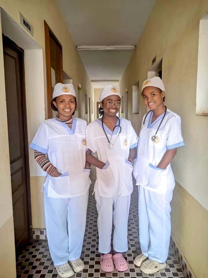Nofy i Androy (Dream of Androy) nursing students at SEFAM nursing college in Antsirabe #Madagascar Photo taken during their clinical training. Pastor Lerseth arranged their scholarships. madagascarmission.org