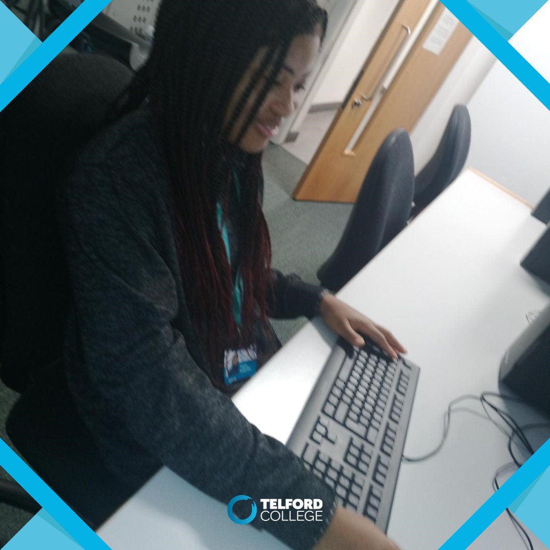 #ThrowbackThursday our digital students celebrated #GirlsInICT day 👩‍💻 🖱️ Find out what they did and what ambitions they have 👇 telfordcollege.ac.uk/news/digital-s…