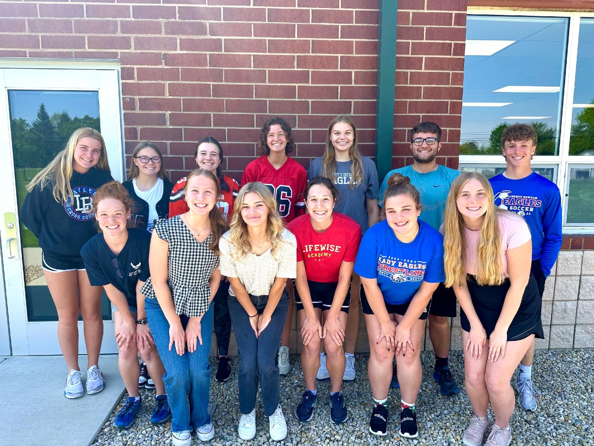 LBLocalSchools's tweet photo. 👏 Congratulations to our Liberty-Benton students who achieved the Seal of Biliteracy! This prestigious award, recognized by the Ohio Department of Education, honors students for their proficiency in English and another language. #WeAreLB https://t.co/J4Dpa8GVTX