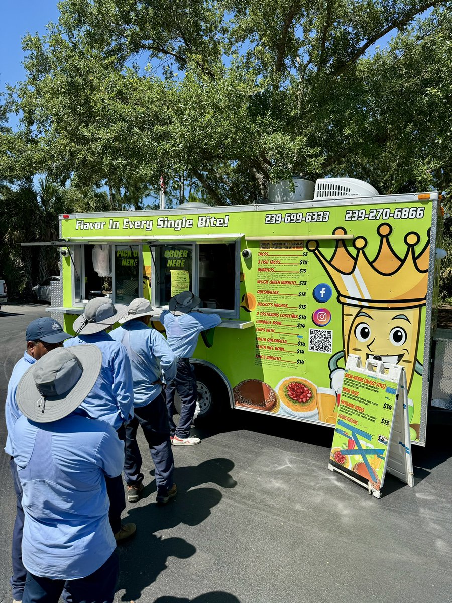 End of season employee appreciation lunch! The #TEAM worked hard this winter and we finished strong after a tough El Niño weather pattern! Now, the work really begins to get ready for next year - we have a busy summer ahead of us at #oldefloridagolfclub @gcsaa @fgcsa #foodtruck