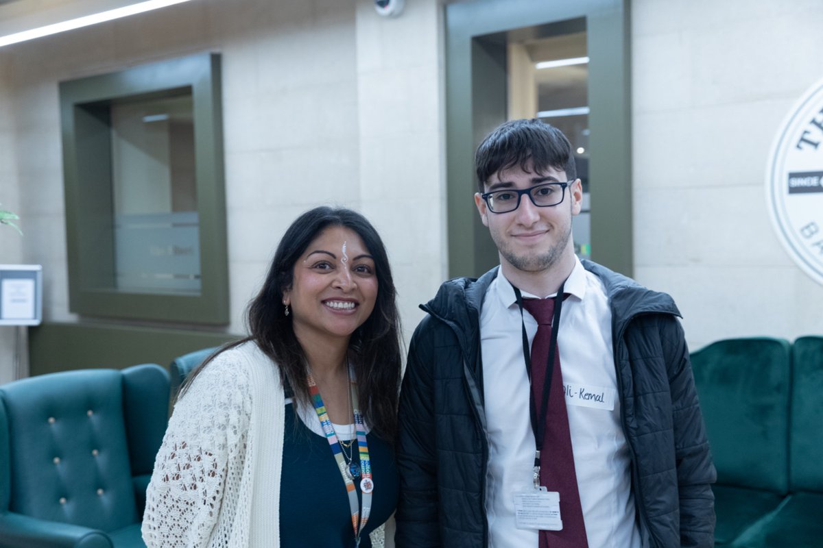 BoltonCollege's tweet photo. ▶️Our Team Leadership &amp; Management T Level students had a meet and greet with @BoltonCouncil who are offering them industry placements. 
▶️Industry placements account for 20% of T Levels and help develop essential employability skills.
Thanks to #BoltonCouncil for their support. https://t.co/PVaZmTDhVb