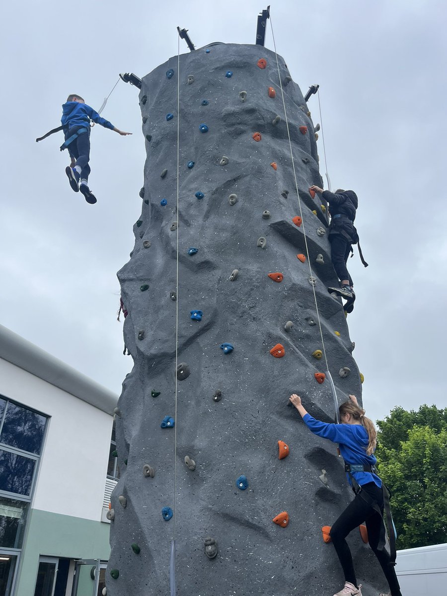 Pudsey Waterloo Primary School tweet media