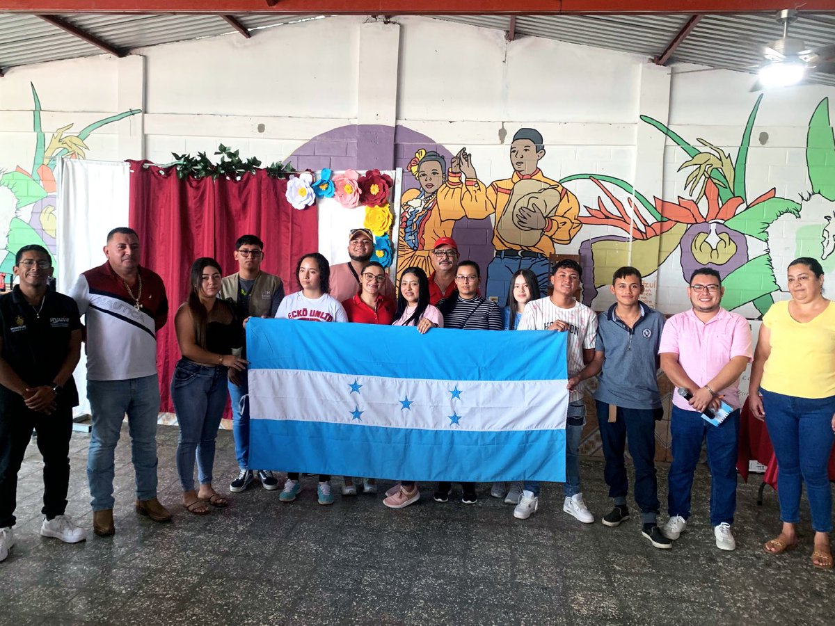 🙌✨ Hemos coordinado la formación de la Comisión Municipal de la Juventud en el Naranjito, Santa Bárbara, junto a las autoridades locales. Esta iniciativa refuerza nuestro compromiso de empoderar a la juventud y promover su participación activa en el desarrollo de su comunidad.