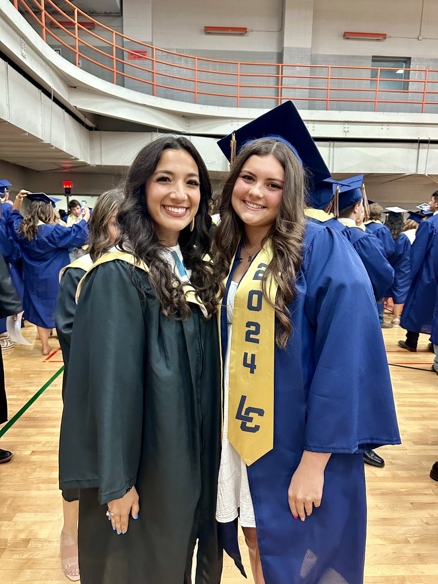 msaalvarez's tweet photo. Recent GRADUATE: Cambree Boyd is going to be an outstanding teacher! You are going to change lives💛💛💛@MISDCareerTech @MontgomeryISD @tennison_toni @LakeCreekHS @lions_trw @KellyLout @TanyaBrogger https://t.co/ZYB0XgET83