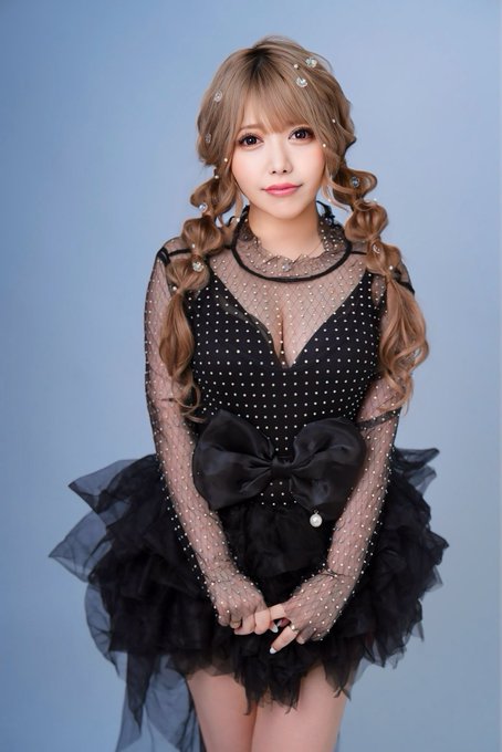 誕生日まで1ヶ月きったよ🎂  バースデーオフショット📷 https://t.co/5rnyFVVsfo